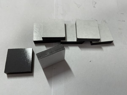 0.1mm Sampai 10mm Magnet Ferit Karet Tebal Untuk Lift